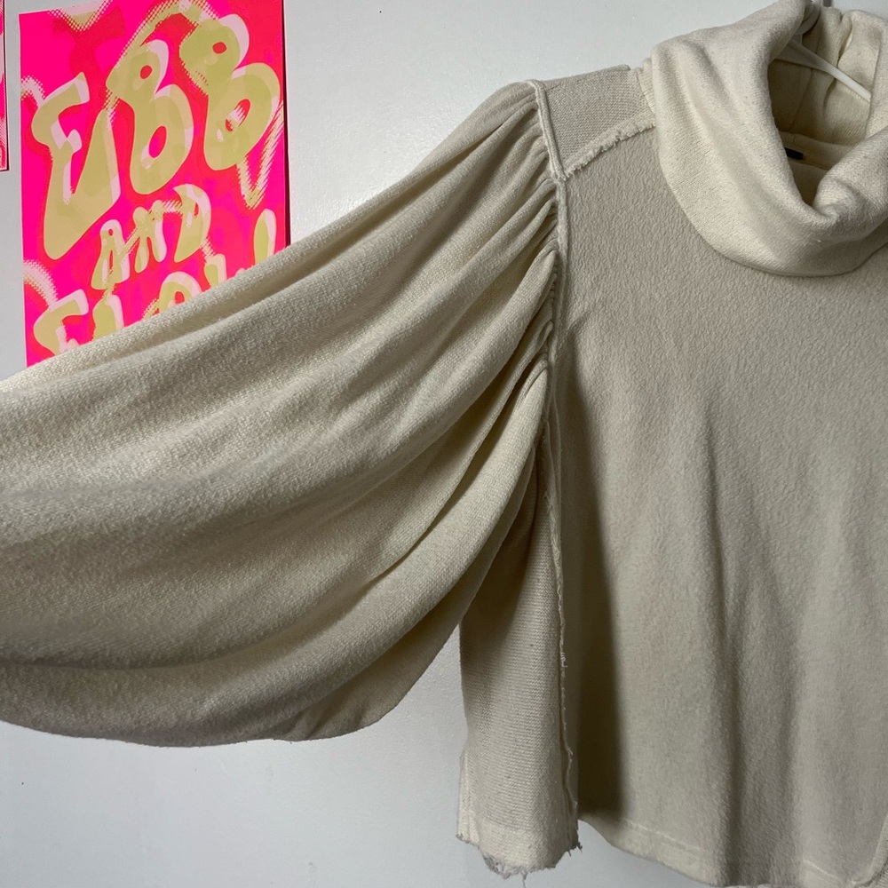 Free People cowl turtle neck bubble sleeve cream sweater
